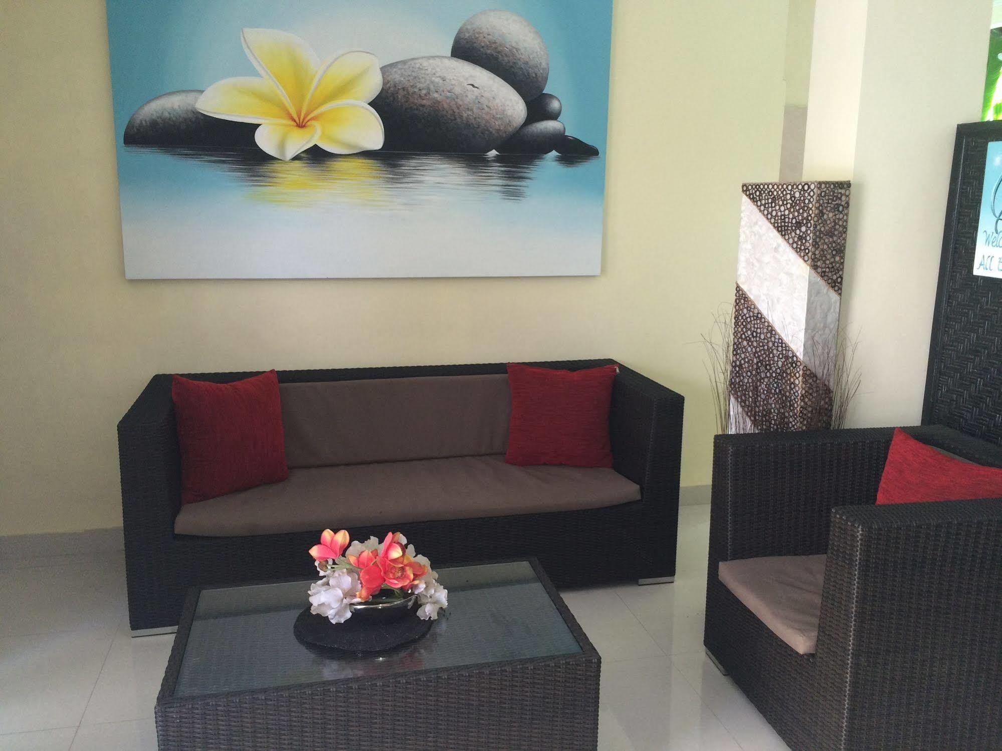 Secret Garden Inn Kuta Lombok Eksteriør billede