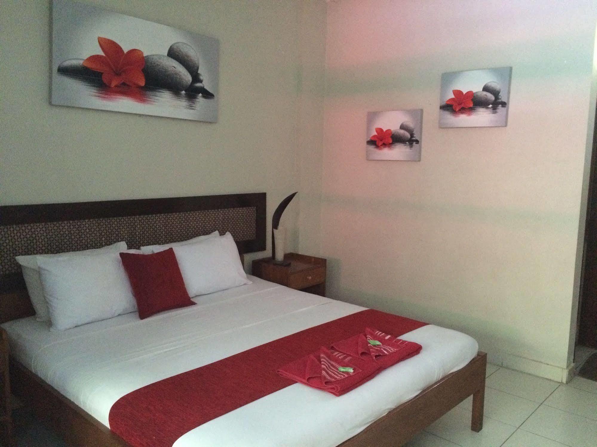Secret Garden Inn Kuta Lombok Eksteriør billede