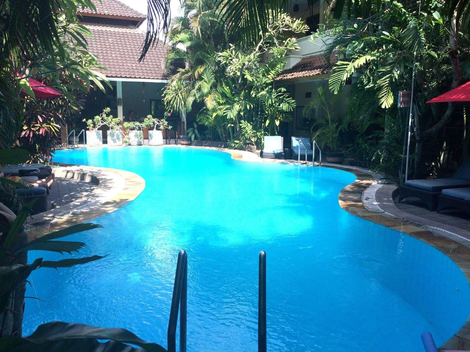 Secret Garden Inn Kuta Lombok Eksteriør billede